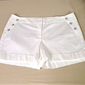 White House Back Market White Shorts Size 14